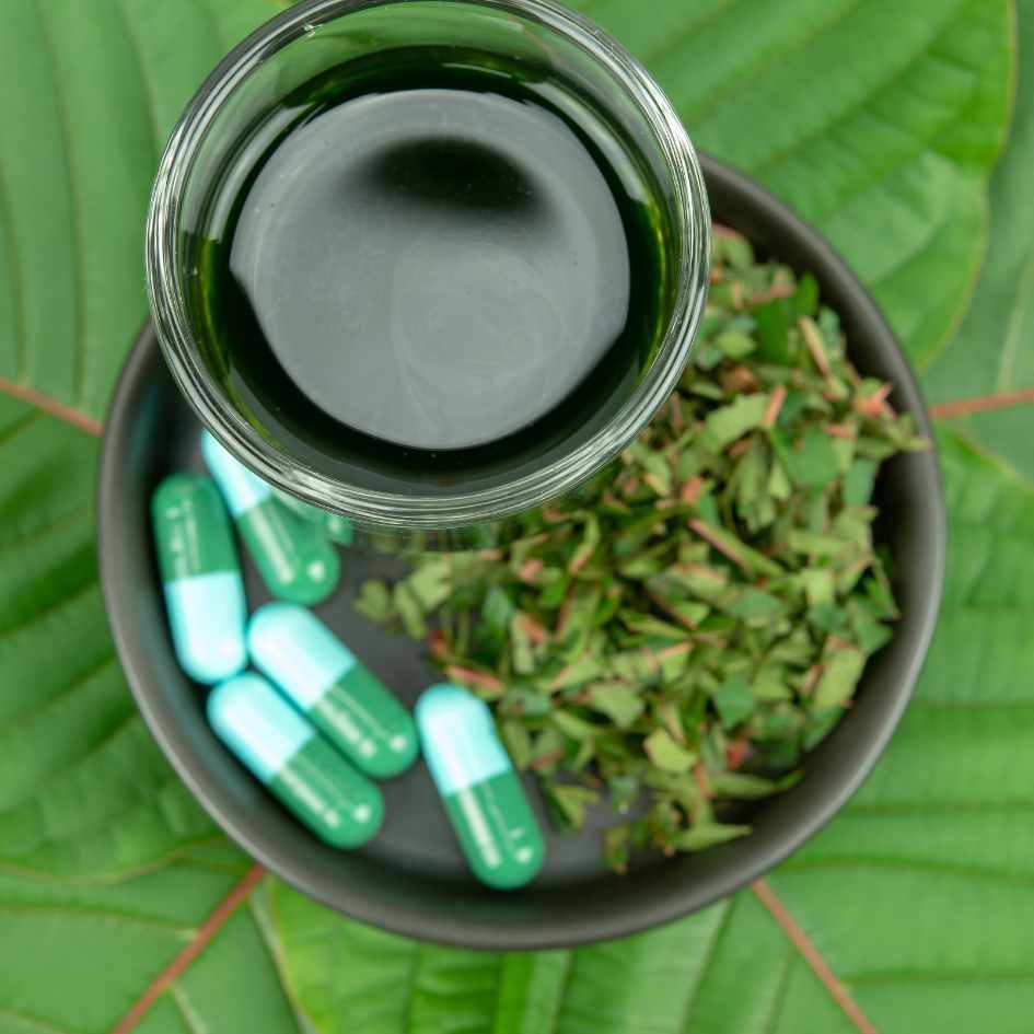 Red vein maeng da kratom can be used in many ways, it can be drank as a tea, taken in a capsule, or made into tincture.